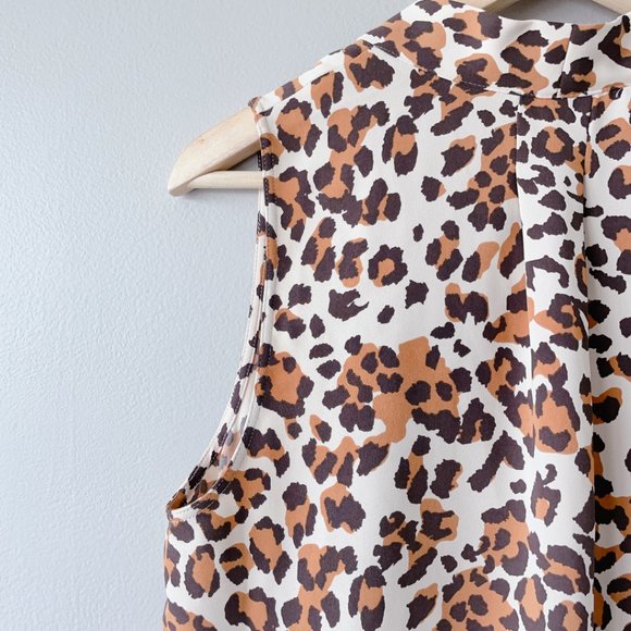 Babaton Artizia Akira Blouse LIKE NEW animal print women's shirts small - Picture 14 of 17